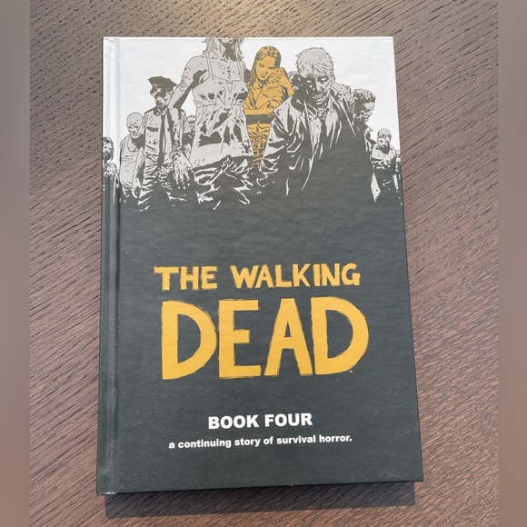 The Walking Dead hardcover graphic novel - Book Four - Picture 1 of 4